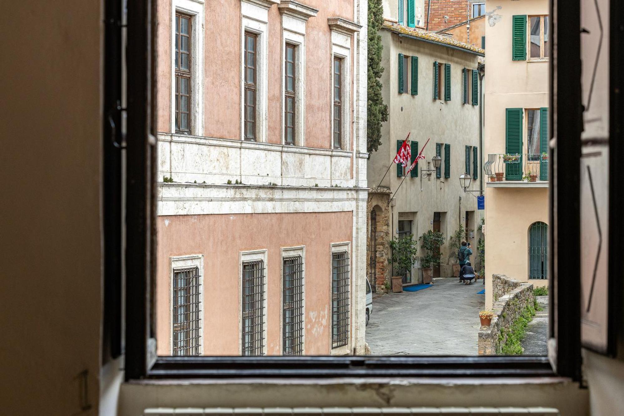 Palazzo Costanti - A 8 Minuti Dalle Terme Apartment San Quirico d'Orcia Luaran gambar