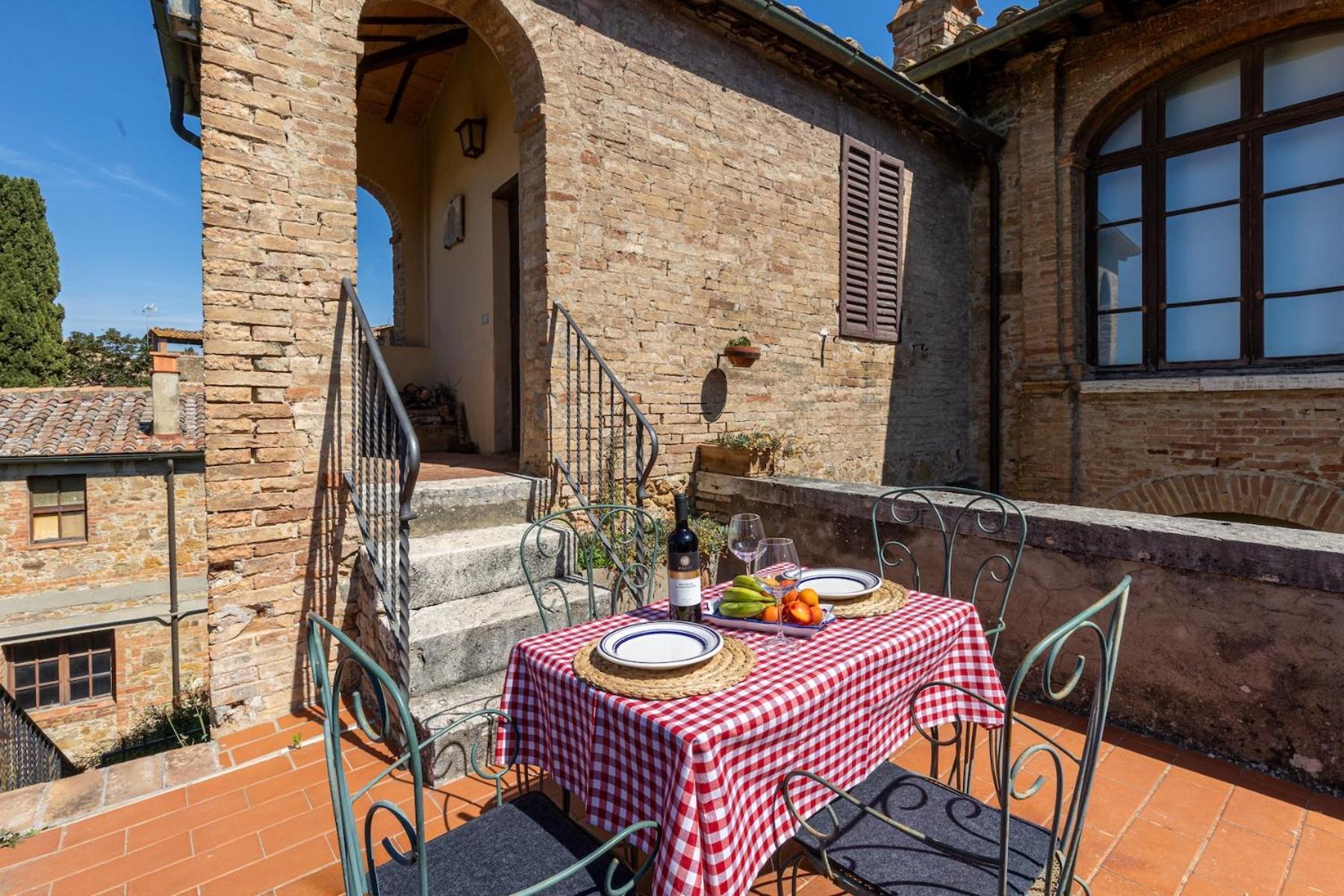 Palazzo Costanti - A 8 Minuti Dalle Terme Apartment San Quirico d'Orcia Luaran gambar